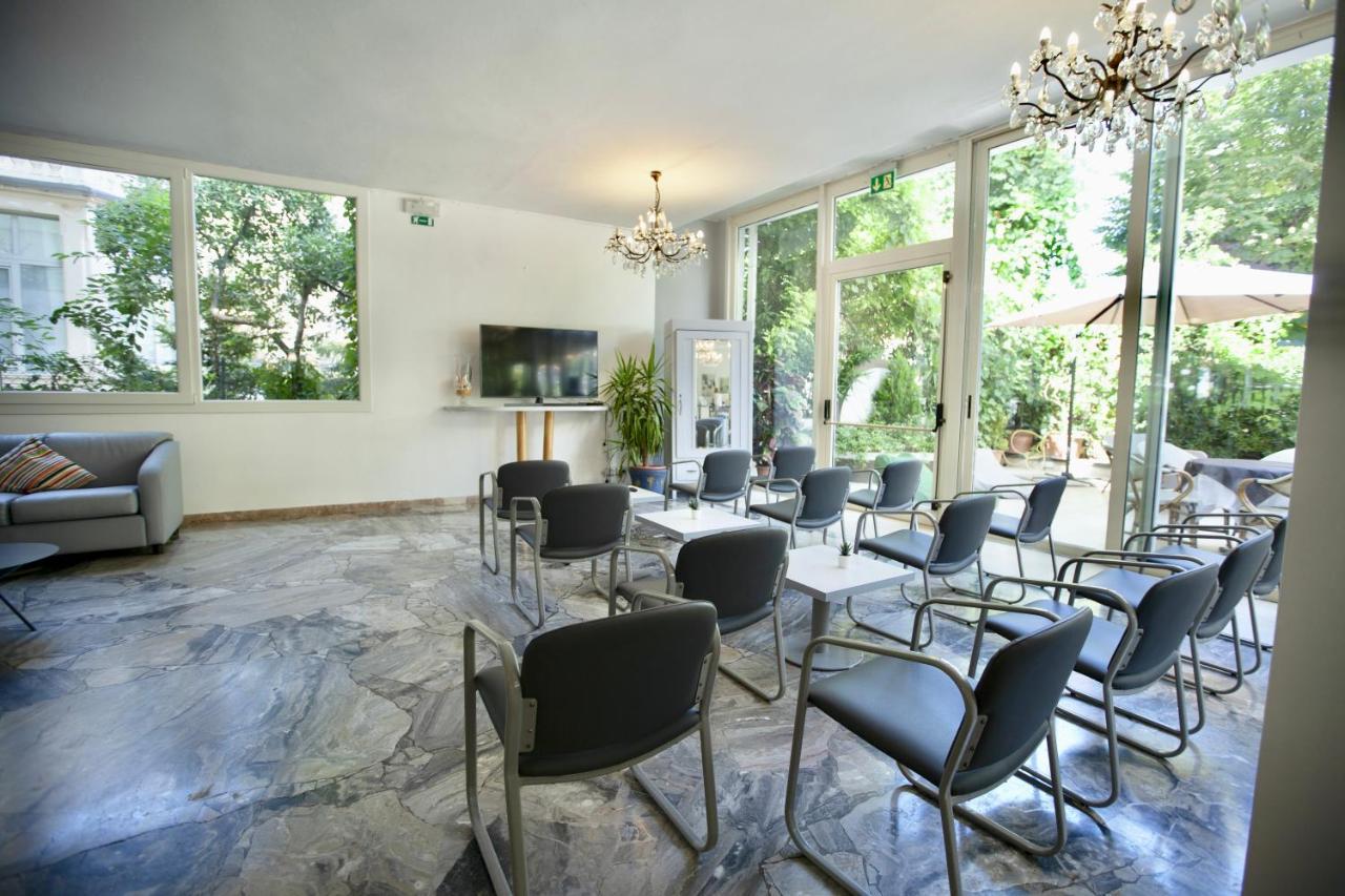Hotel Maestri Риччоне Екстер'єр фото