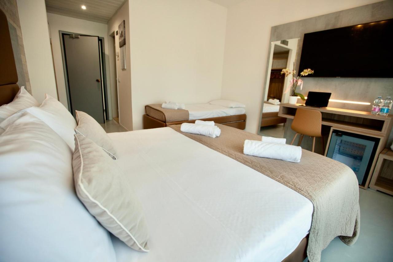 Hotel Maestri Риччоне Екстер'єр фото