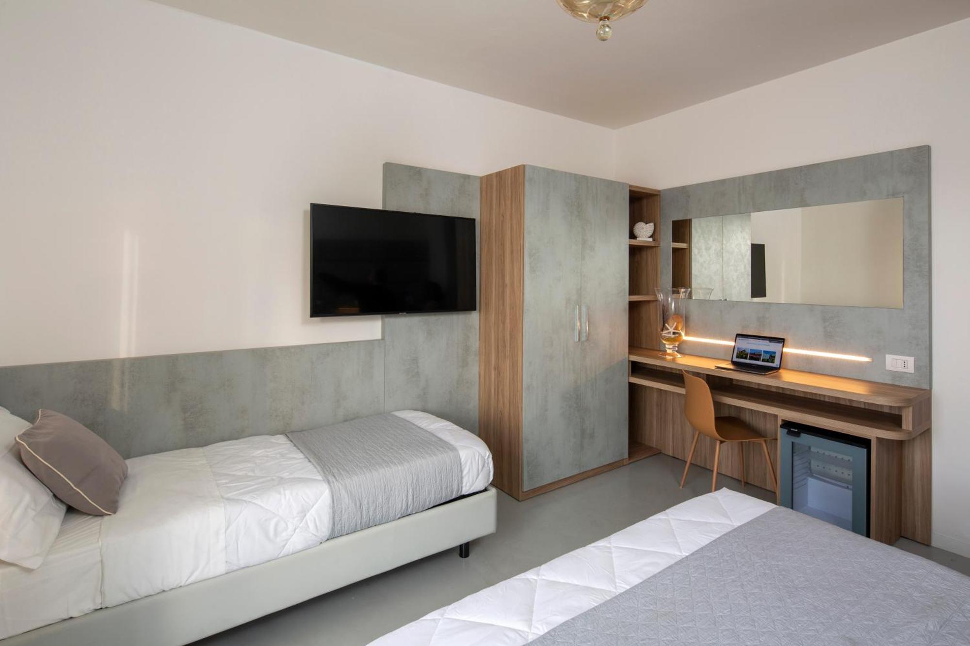 Hotel Maestri Риччоне Екстер'єр фото