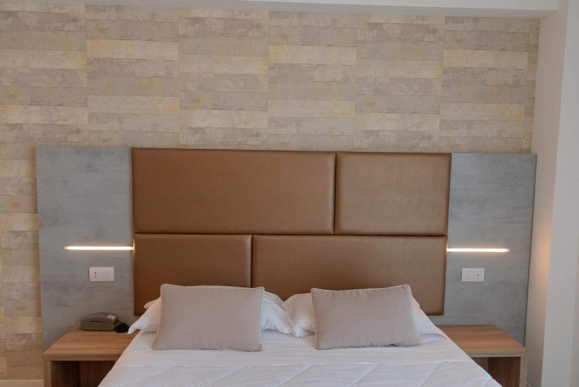 Hotel Maestri Риччоне Екстер'єр фото